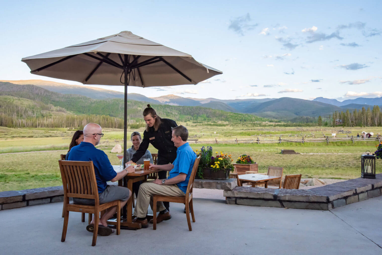 RRPDining2-1536x1025