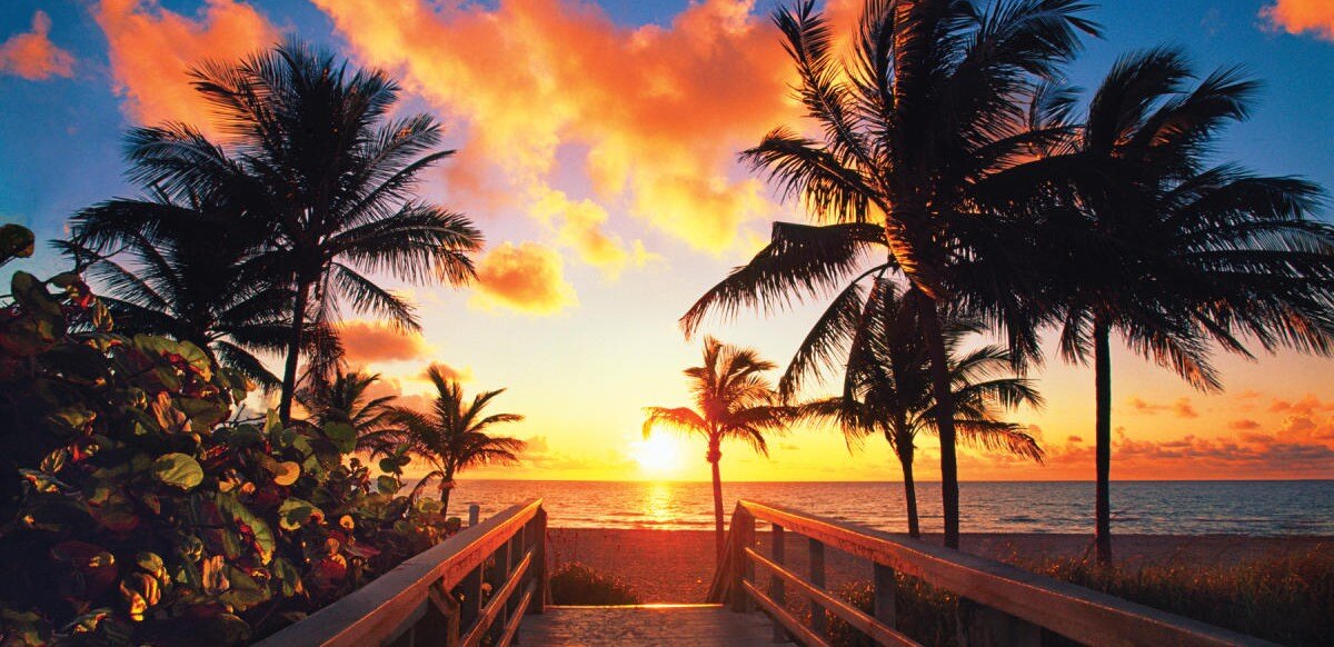 hi_HollywoodBeach_Sunrise-AlanMaltz_c5e5705e-adf4-4a46-f20a3e993111c1f4-1